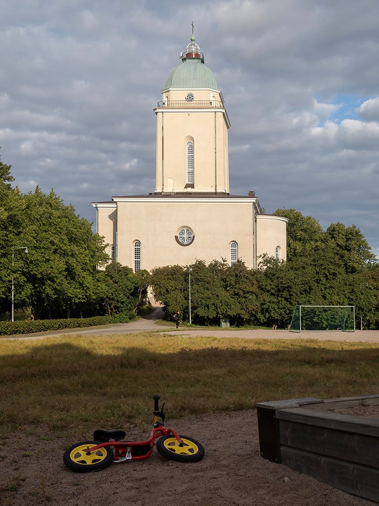 Fescon Kiviväri Suomenlinnan kirkko