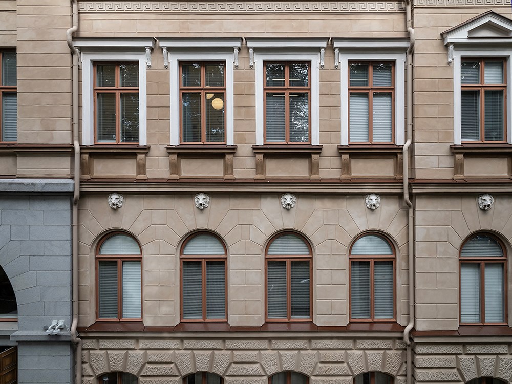 Ressun lukio märkälaasti