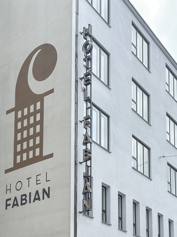 Hotel Fabian julkisivukorjaus